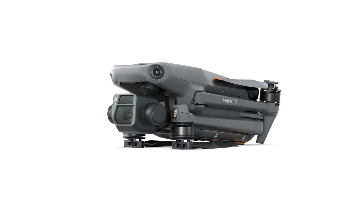 Квадрокоптер DJI Mavic 3 Квадрокоптер DJI Mavic 3