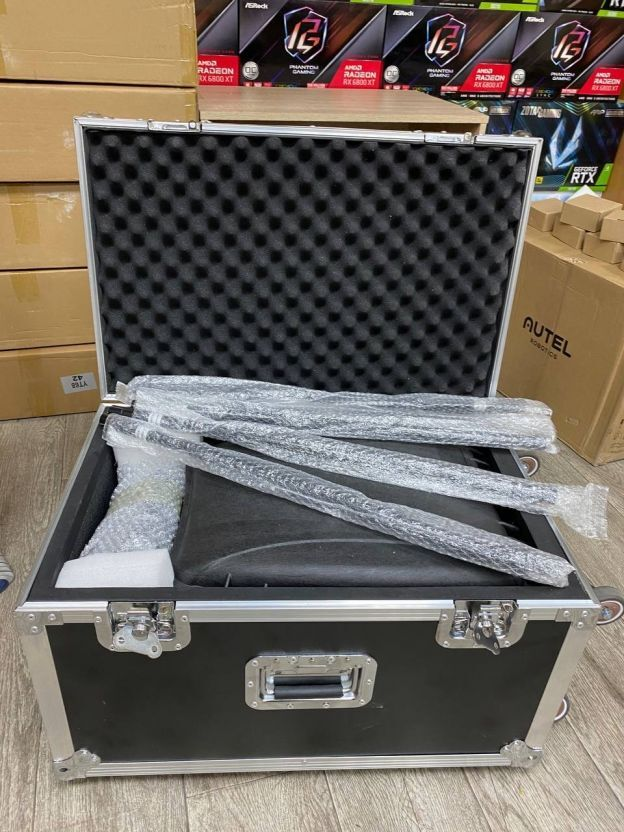 Гарпия CKJ-1704-Mobile 300W мощный блокиратор квадрокоптеров Гарпия CKJ-1704-Mobile 300W мощный блокиратор квадрокоптеров