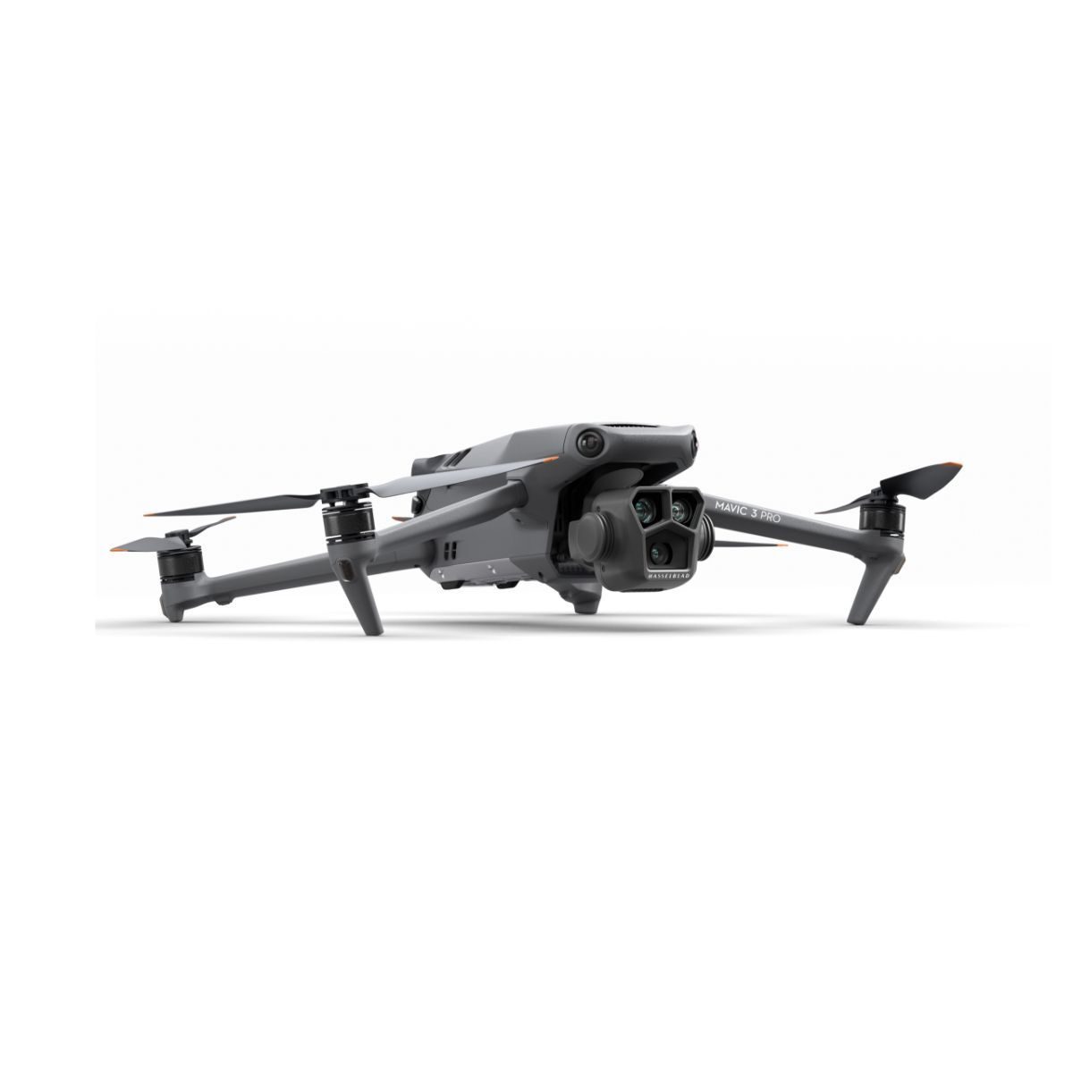 Квадрокоптер DJI Mavic 3 Pro Fly More Combo (DJI RC) Квадрокоптер DJI Mavic 3 Pro Fly More Combo (DJI RC)