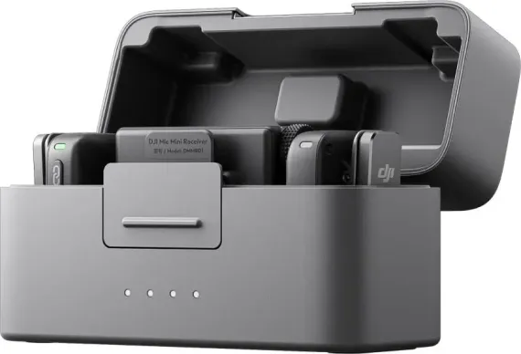 Беспроводной микрофон DJI MIC Mini (2 TX + 1 RX + Charging Case) Беспроводной микрофон DJI MIC Mini (2 TX + 1 RX + Charging Case)